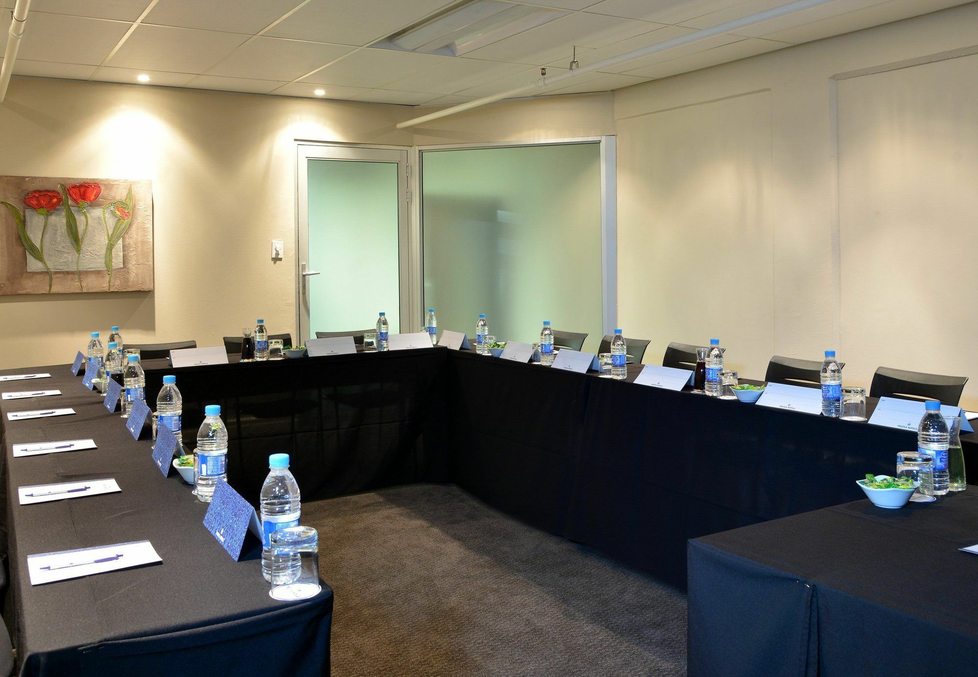 Protea Hotel By Marriott Pretoria Hatfield Esterno foto