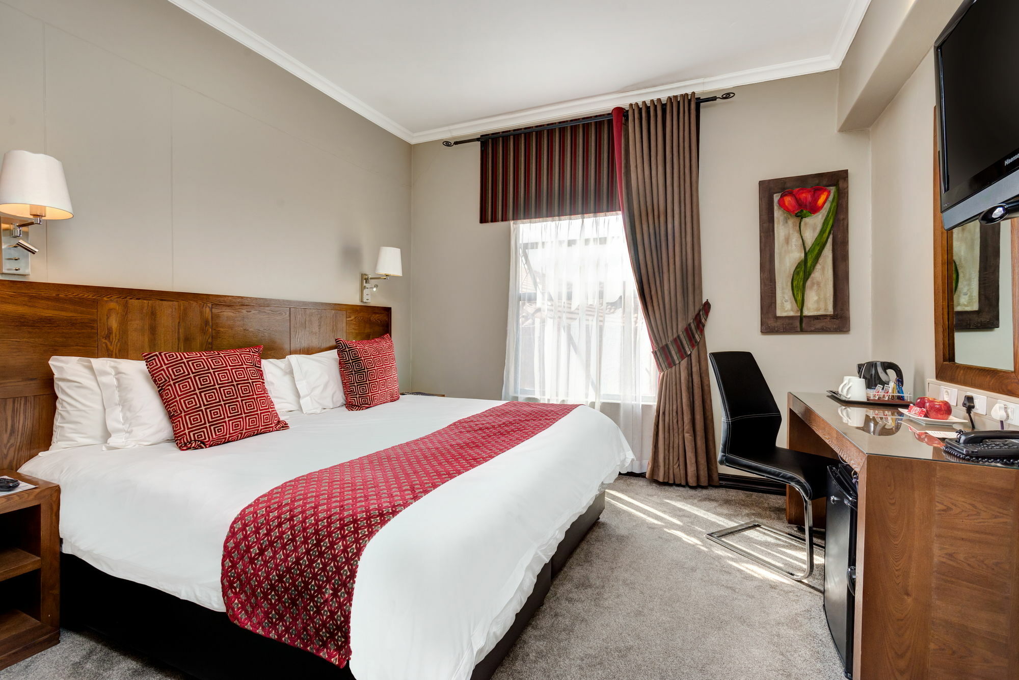 Protea Hotel By Marriott Pretoria Hatfield Esterno foto